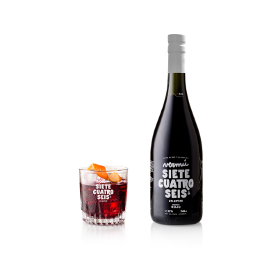VERMU ROJO 746 + vaso